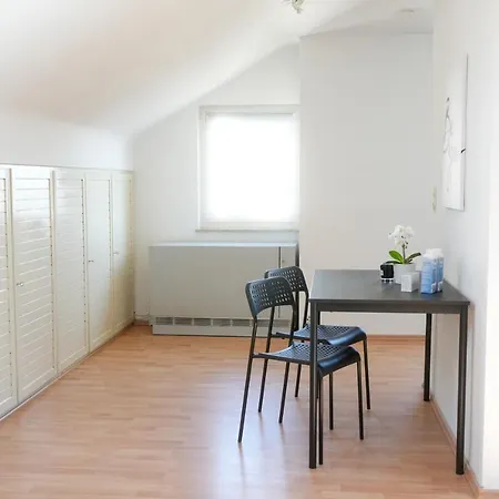 Apartment Exklusive Stadtoase Mit Panoramablick Naehe Hauptbahnhof